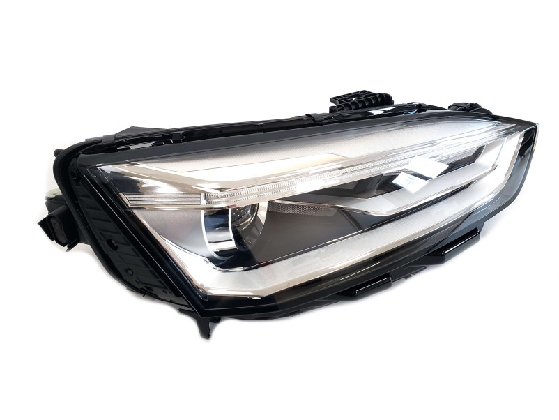 Передні фари  ( Bi-Xenon No Adaptive Європа ) без блоків на Audi A5 B9 2016-2020 року