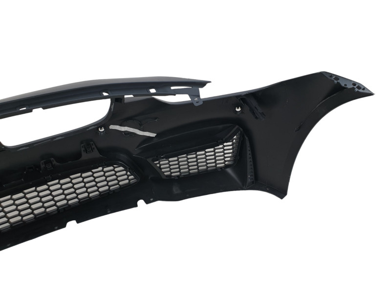 Комплект обвісів  ( M3 Look ) на BMW 3 Series F30 / F31 2011-2018 року