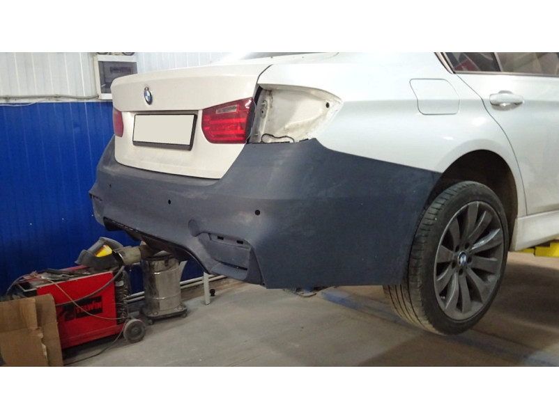 Комплект обвісів  ( M3 Look ) на BMW 3 Series F30 / F31 2011-2018 року