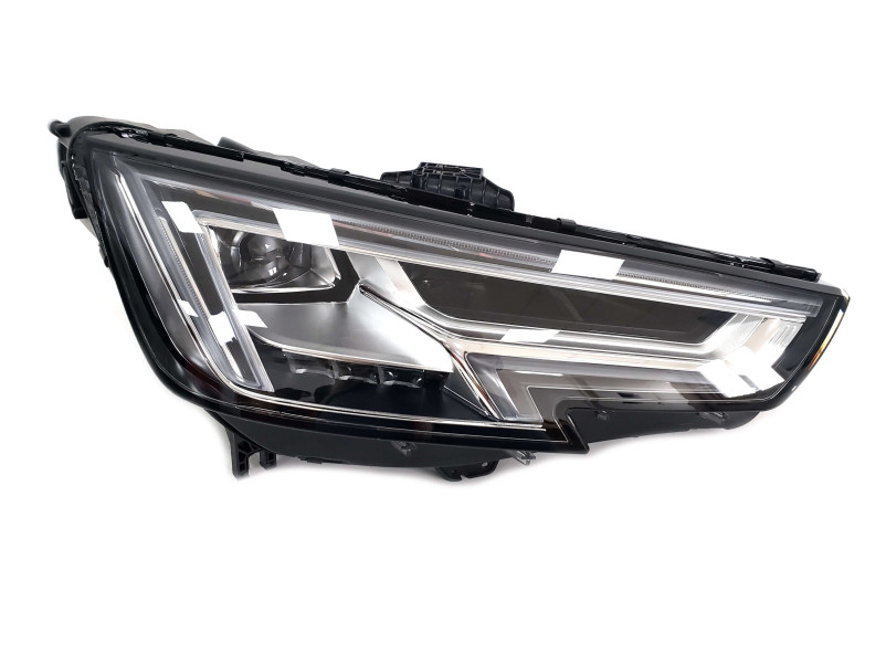 Передні фари  ( LED Європа комплектні ) на Audi A4 B9 2015-2019 року