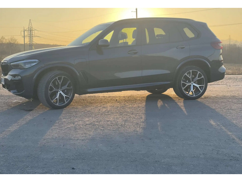 Накладки на пороги  ( M Sport Paket ) на BMW X5 G05 2018-2022 року