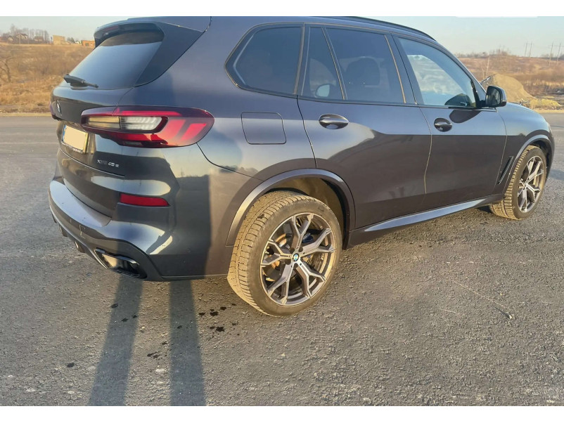 Накладки на пороги  ( M Sport Paket ) на BMW X5 G05 2018-2022 року