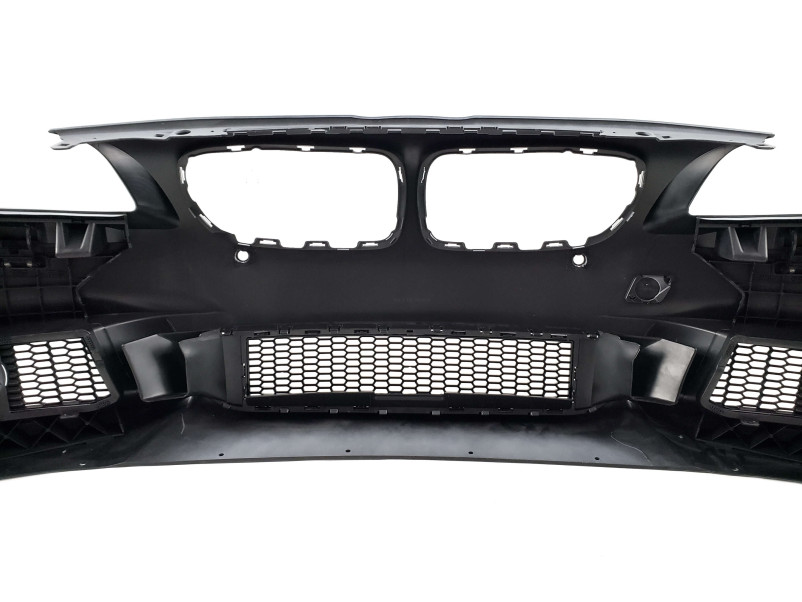 Передній бампер  ( M Sport Paket ) на BMW 5 Series F10 / F11 2010-2017 року