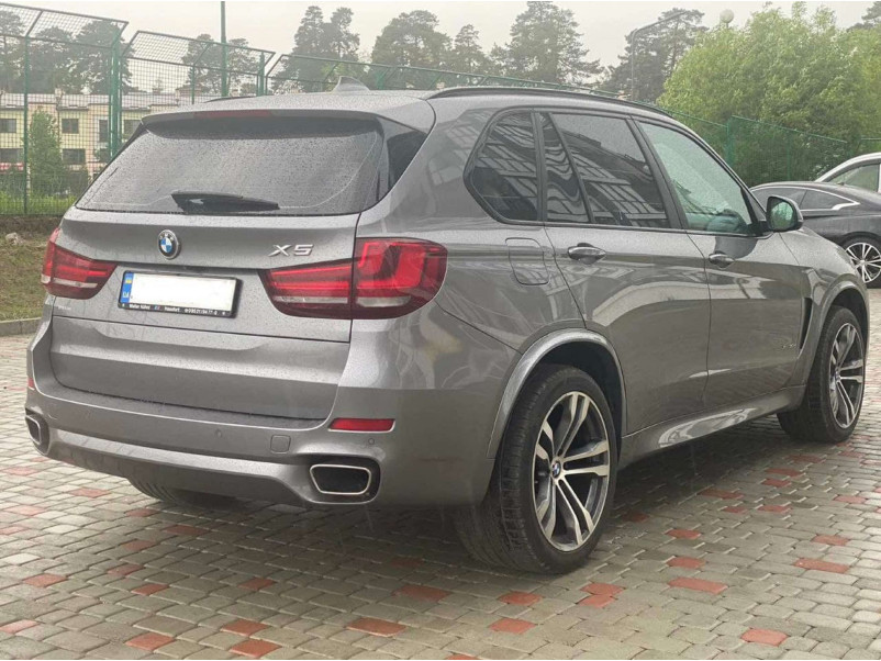 Комплект обвісів  ( M Sport Paket ) на BMW X5 F15 2013-2018 року