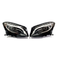 Передні фари  ( Bi-Xenon ) без блоків на Mercedes-Benz GLA-Class X156 2013-2017 року