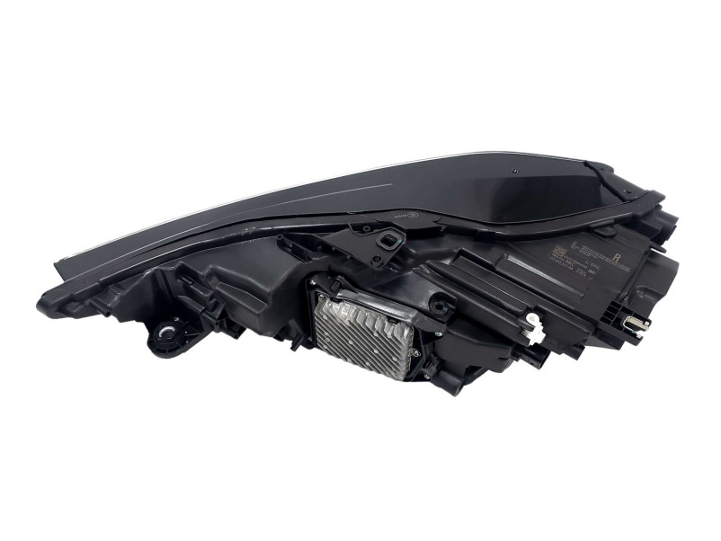Передні фари  ( Full Led Європа ) комплектні на Audi A6 C8 2018-2023 року