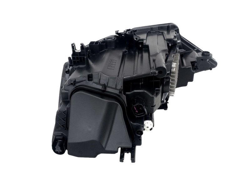 Передні фари  ( Full Led Європа ) комплектні на Audi A6 C8 2018-2023 року