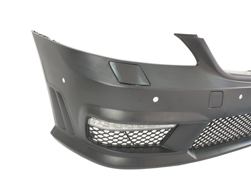 Передній бампер  ( стиль S63 AMG ) на Mercedes-Benz S-Class W221 2009-2013 року
