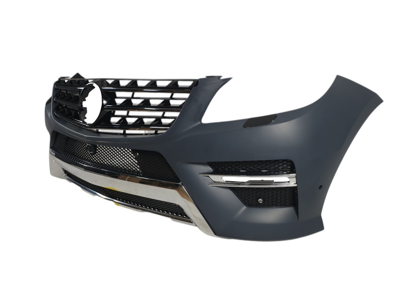 Передній бампер  ( AMG - Paket ) на Mercedes-Benz ML-Class W166 2011-2015 року