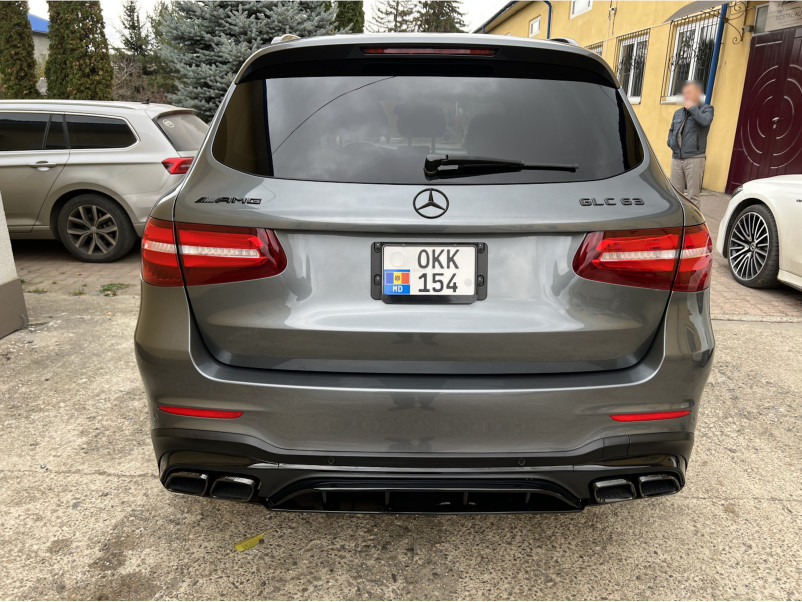 Задній бампер  ( стиль GLC63 AMG ) на Mercedes-Benz GLC-Class X253 2015-2019 року