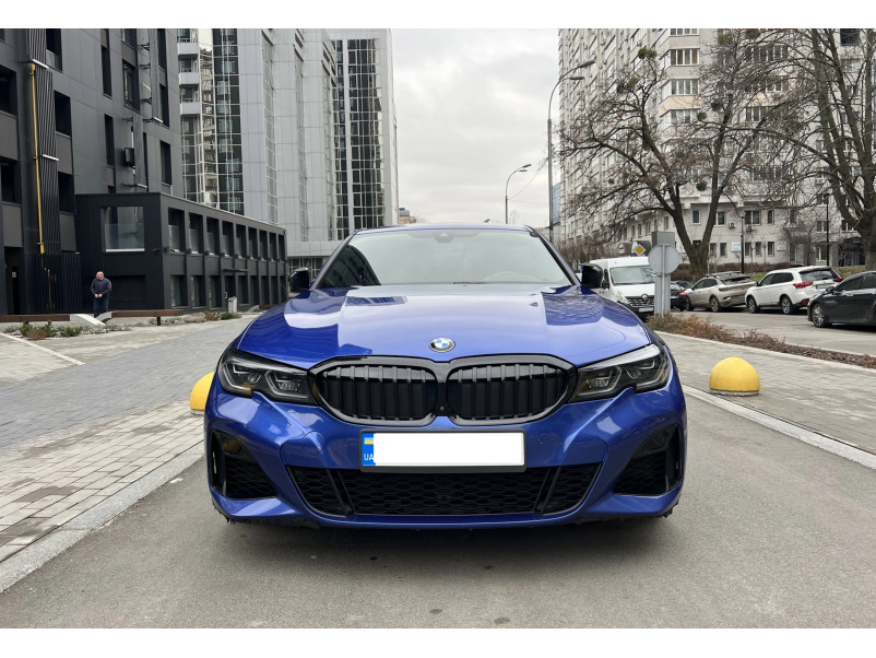 Передній бампер  ( M-Paket ) на BMW 3 Series G20 / G21 2018-2022 року