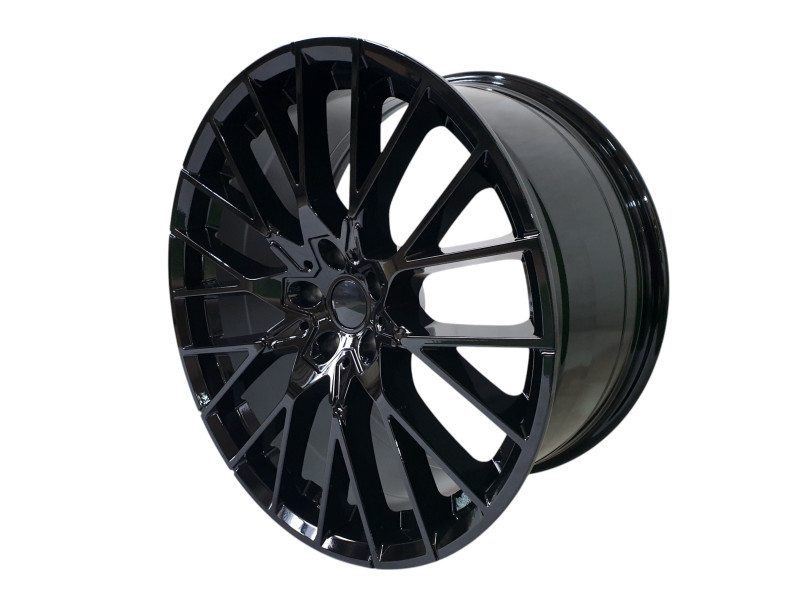 R19 Gloss Black ( різноширокі ) на BMW 1 Series F40 / F41 2019-2023 року