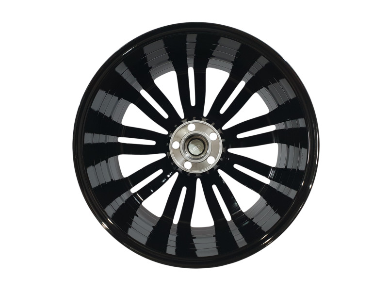R21 BMF ( одноширокі 9.5J ET48 ) на Land Rover Range Rover Sport L320 2005-2010 року
