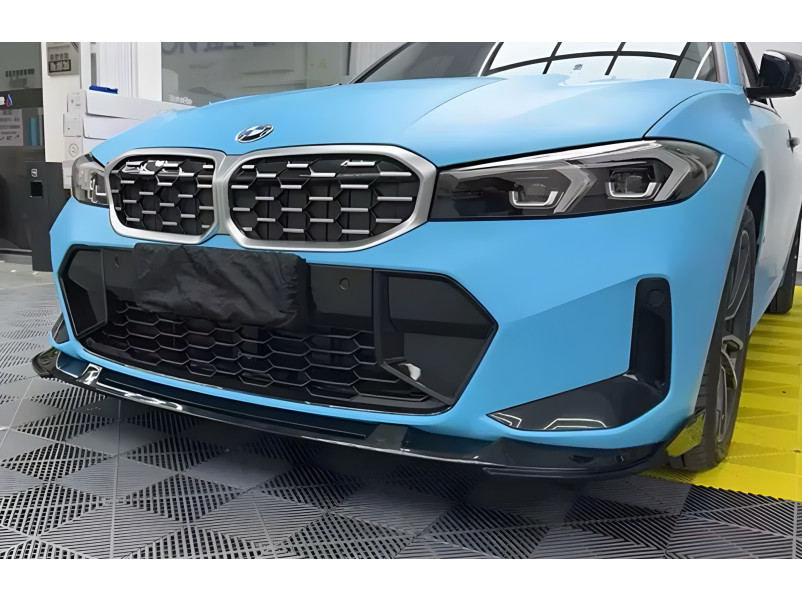 Губа ( переднього бампера ) Чорний глянець  на BMW 3 Series G20 / G21 2022-2024 року