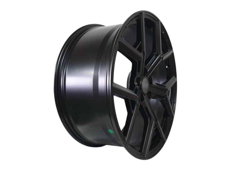 R22 Satin Black Диски ( одноширокі 9.5J ET45 ) на Land Rover Range Rover Sport L320 2005-2010 року