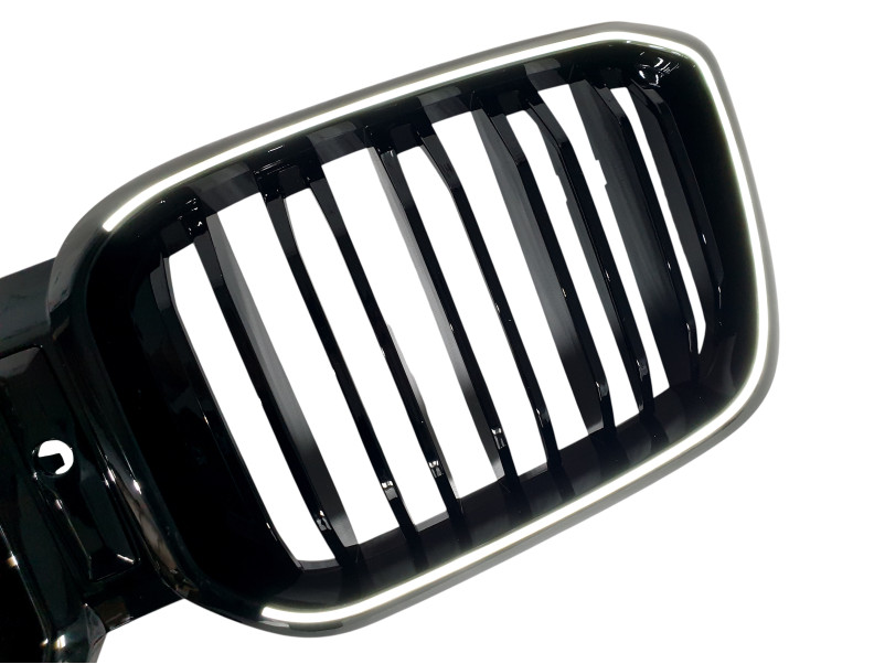 Ніздрі Чорний глянець LED ( Iconic Glow ) 2bar на BMW X3 G01 2022-2024 року