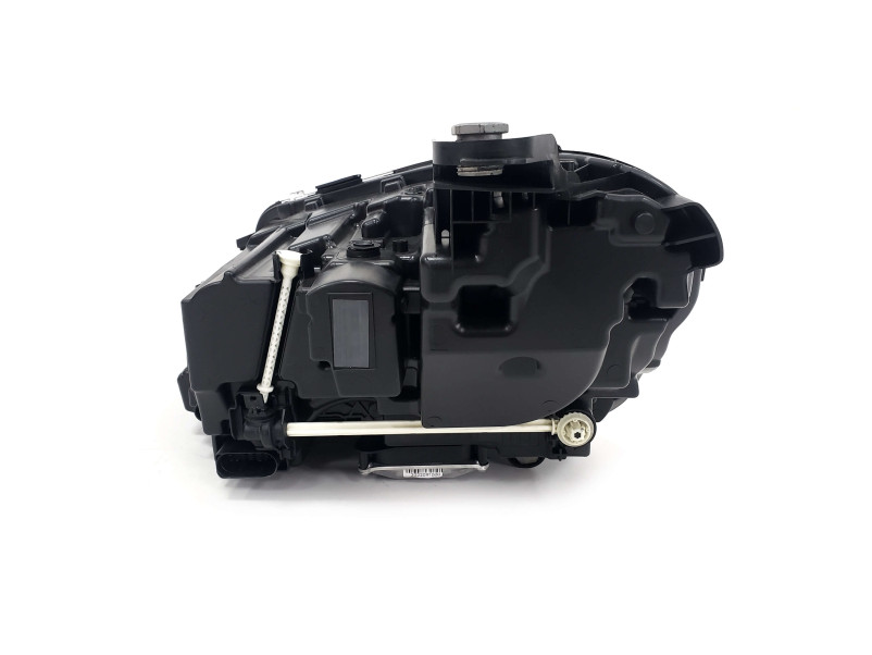 Передні фари  ( Led ) комплектні на Mercedes-Benz E-Class W213 2016-2020 року