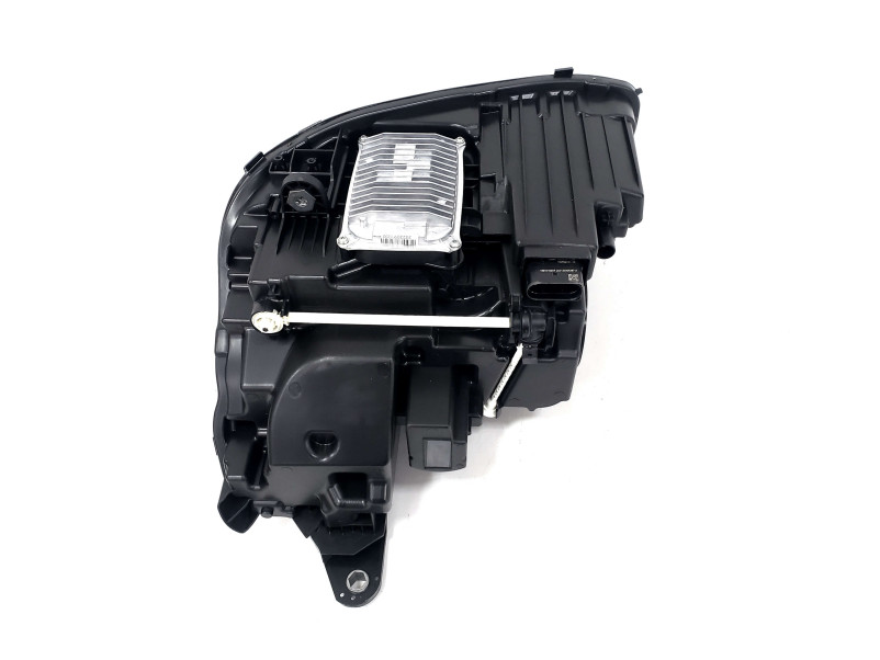 Передні фари  ( Led ) комплектні на Mercedes-Benz E-Class W213 2016-2020 року