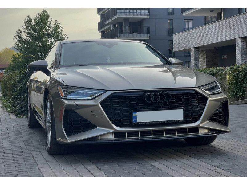 Передній бампер  ( стиль RS7 ) на Audi A7 4K 2017-2023 року