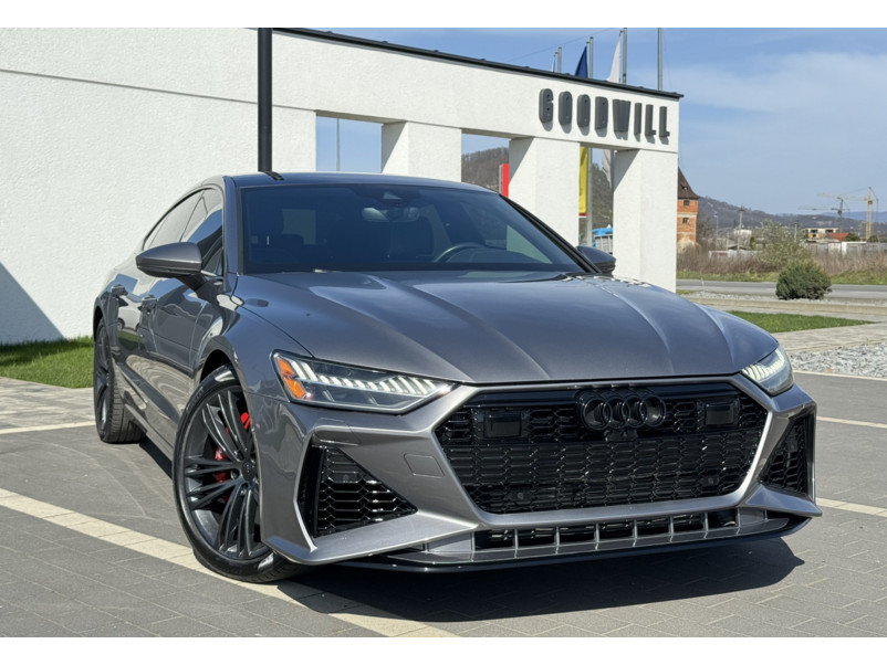Передній бампер  ( стиль RS7 ) на Audi A7 4K 2017-2023 року