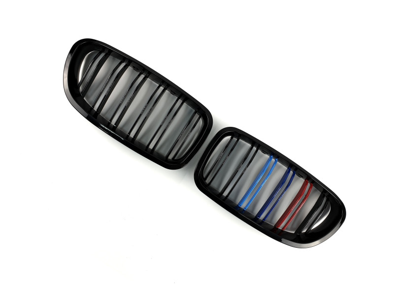 Ніздрі  M-color  ( Подвійні M-Look ) на BMW 5 Series F10 / F11 2010-2017 року