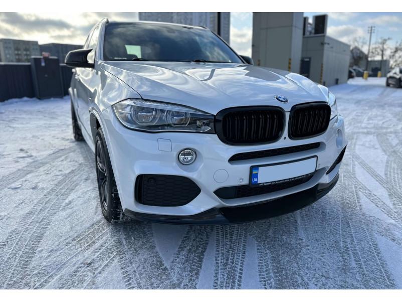 Губа ( переднього бампера ) Чорний глянець ( M-Performance ) на BMW X5 F15 2013-2018 року
