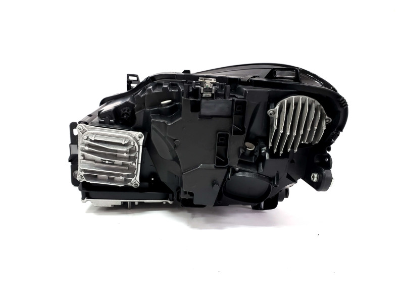 Передні фари  Led Adaptive ( оригінал комплектні ) на Mercedes-Benz GLE-Class W166 2015-2018 року