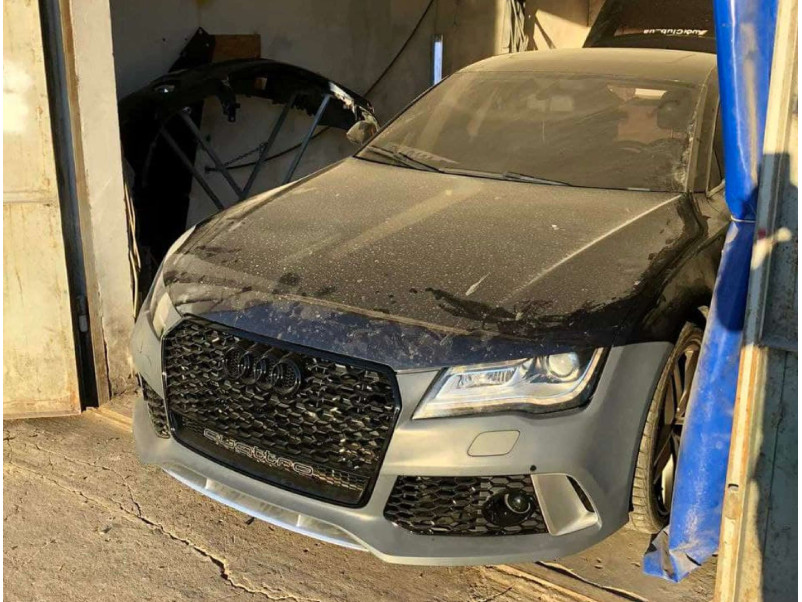 Передній бампер  ( в стилі RS7 ) V2 на Audi A7 4G 2010-2014 року