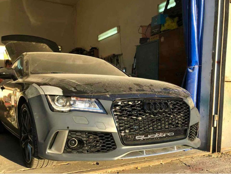 Передній бампер  ( в стилі RS7 ) V2 на Audi A7 4G 2010-2014 року