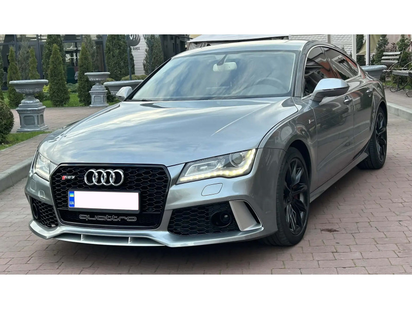 Передній бампер  ( в стилі RS7 ) V2 на Audi A7 4G 2010-2014 року