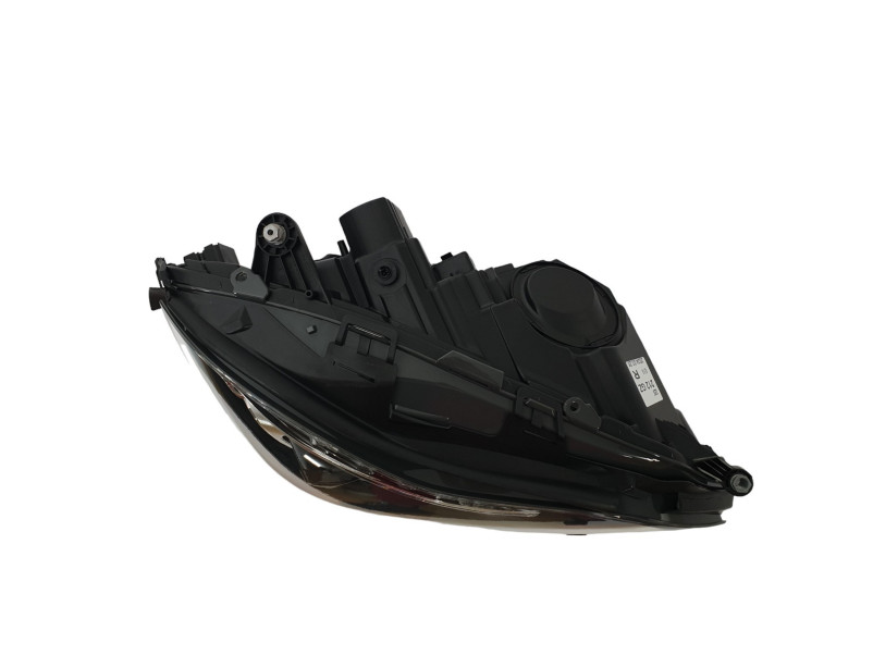 Передні фари  LED ( апгрейд з Галогену ) на Mercedes-Benz E-Class W212 2013-2016 року
