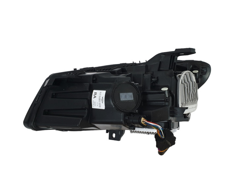 Передні фари  Full LED ( апгрейд з Xenon ) на Mercedes-Benz CLA-Class C117 2017-2019 року