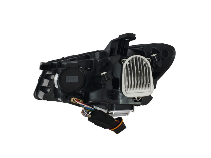 Передні фари  Full LED ( апгрейд з Xenon ) на Mercedes-Benz CLA-Class C117 2017-2019 року