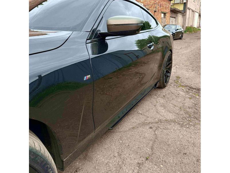 Леза на пороги Чорний глянець  на BMW 4 Series G22 / G23 2020-2024 року
