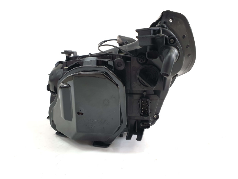 Передні фари  Bi-Xenon ( без блоків ) на BMW 5 Series E60 / E61 2003-2010 року