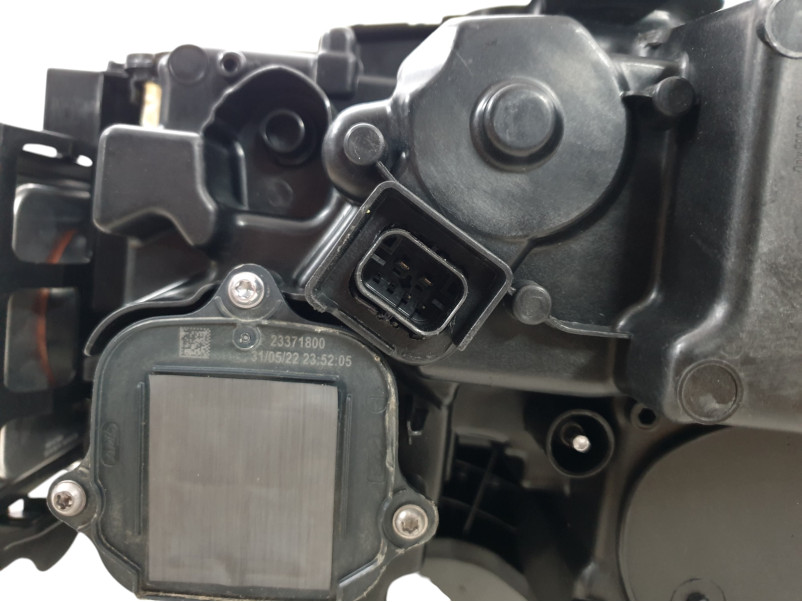 Передні фари  ( Full Led Shadow ) на BMW 5 Series G30 / G31 2020-2023 року