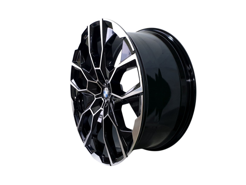 R22 Chrome Black ( різноширокі ) Диски на BMW X5 F15 2013-2018 року
