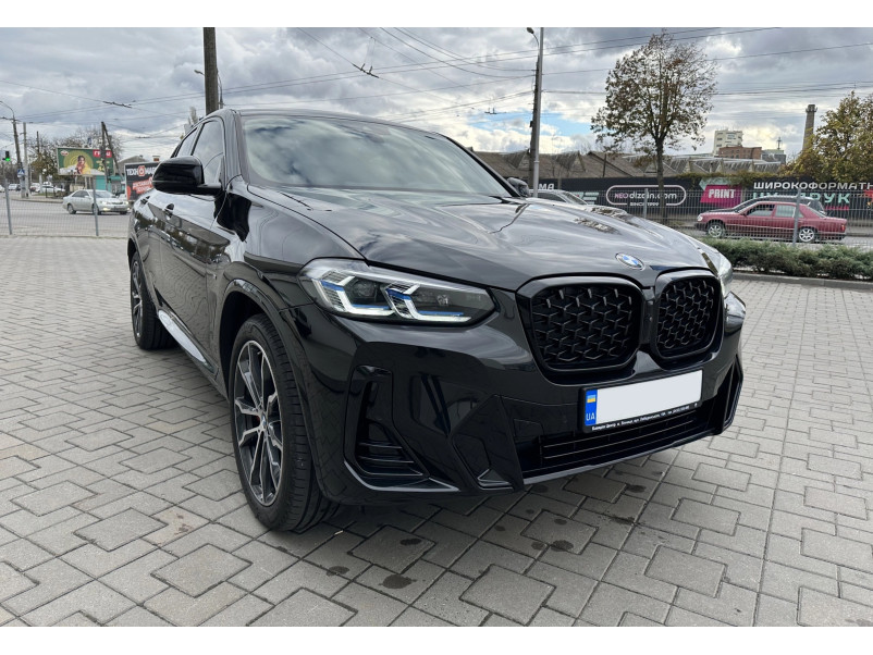 Ніздрі  ( Diamond All Black ) на BMW X3 G01 2022-2024 року