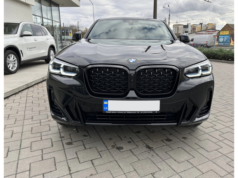 Ніздрі  ( Diamond All Black ) на BMW X3 G01 2022-2024 року