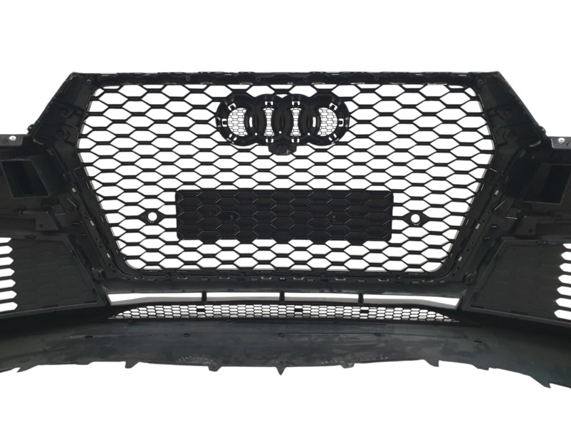 Передній бампер  ( RS Style ) Black на Audi Q7 4M 2015-2020 року