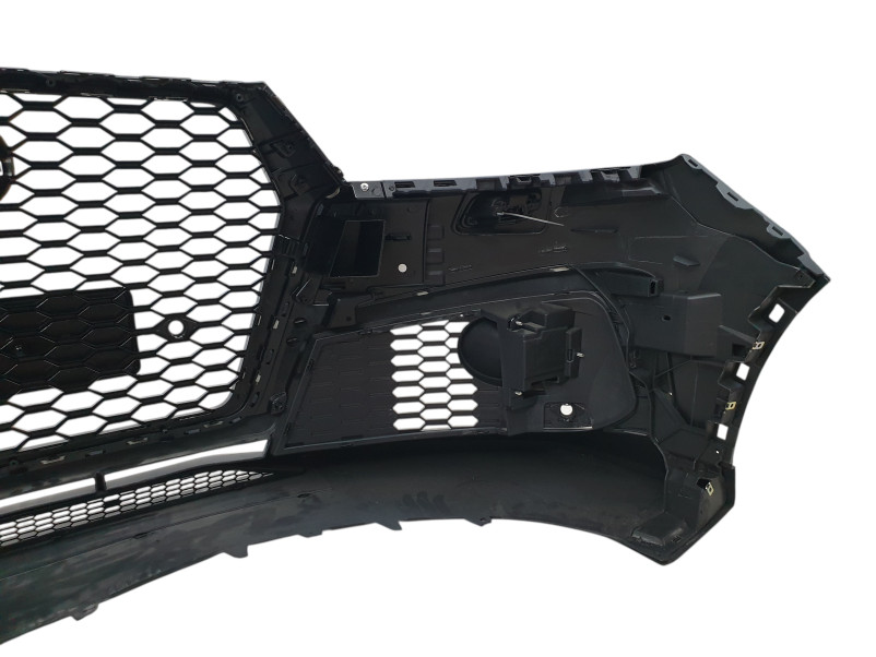 Передній бампер  ( RS Style ) Black на Audi Q7 4M 2015-2020 року