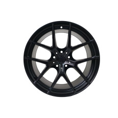 R20 Satin Black ( різноширокі ) на BMW 3 Series F30 / F31 2011-2018 року