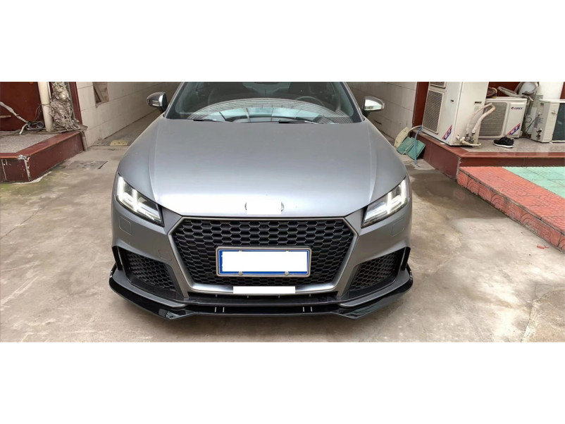 Передній бампер  ( в стилі TTRS ) на Audi TT 8S 2014-2018 року