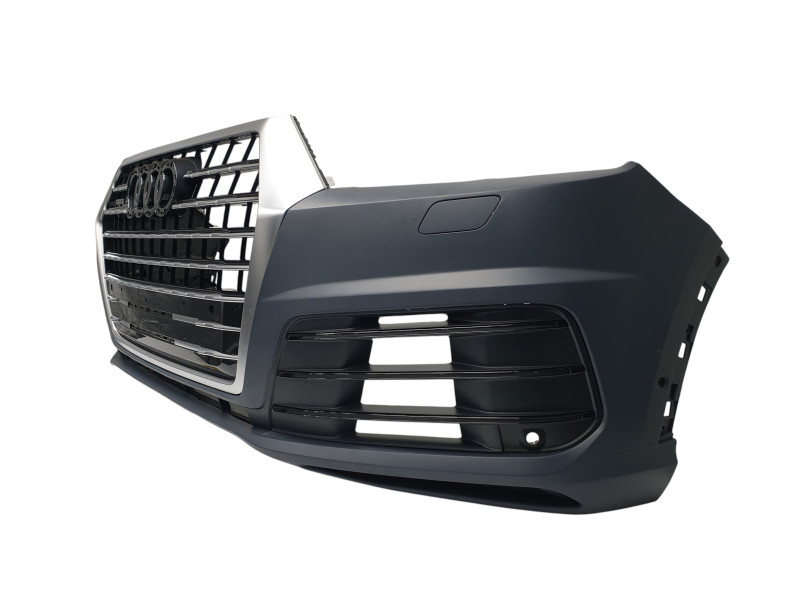 Передній бампер  ( S-Line ) Silver на Audi Q7 4M 2015-2020 року