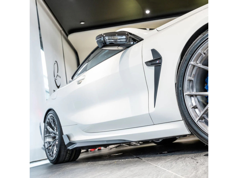 Леза на пороги ( Карбон )   на BMW 8 Series G14 / G15 / G16 2018-2023 року
