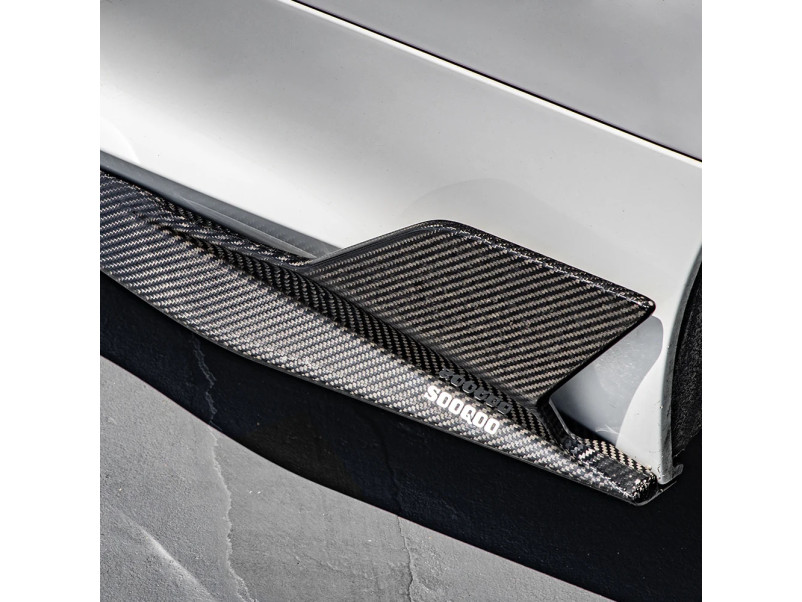Леза на пороги ( Карбон )   на BMW 8 Series G14 / G15 / G16 2018-2023 року