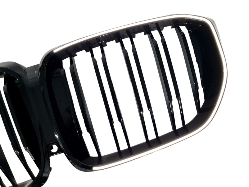 Ніздрі Чорний глянець LED ( Iconic Glow ) 2bar на BMW X5 G05 2023-2025 року
