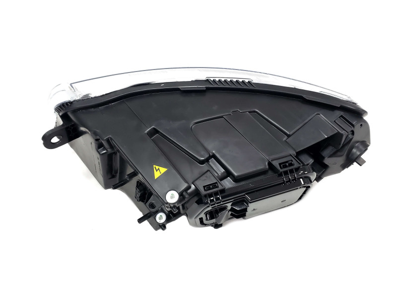 Передні фари  ( Bi-Xenon No Adaptive ) без блоків LCI на Audi A6 C6 2004-2011 року