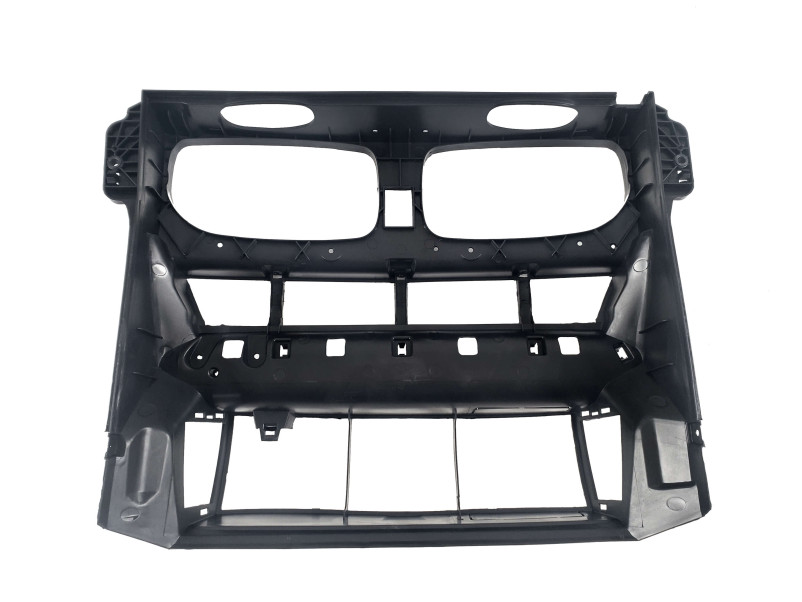 Повітряна заслонка ( жалюзі )  телевізор на BMW X5 E70 2007-2010 року