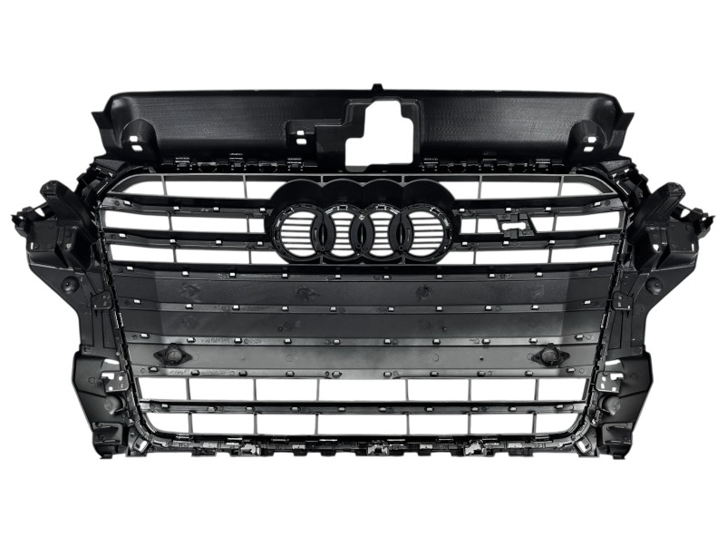 Решітка радіатора Silver Chrome ( в стилі S3 ) на Audi A3 8V 2012-2016 року